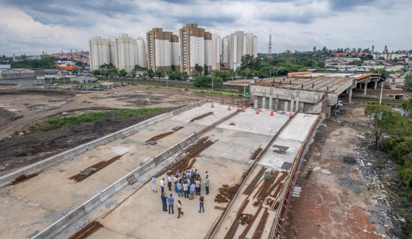 5-1 🚧 Infraestrutura Urbana: Obras do Corredor Nordeste de Mogi das Cruzes Atingem 73% de Conclusão