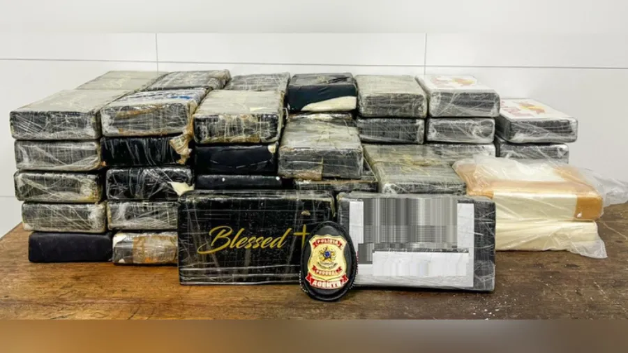 🚨 FUNCIONÁRIO DO AEROPORTO DE GUARULHOS É PRESO COM 70 KG DE COCAÍNA EM VOO INTERNACIONAL
