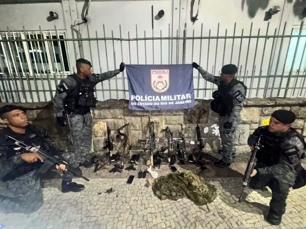 🚨 Confronto na Avenida Brasil: perseguição policial termina com cinco mortos no Rio de Janeiro