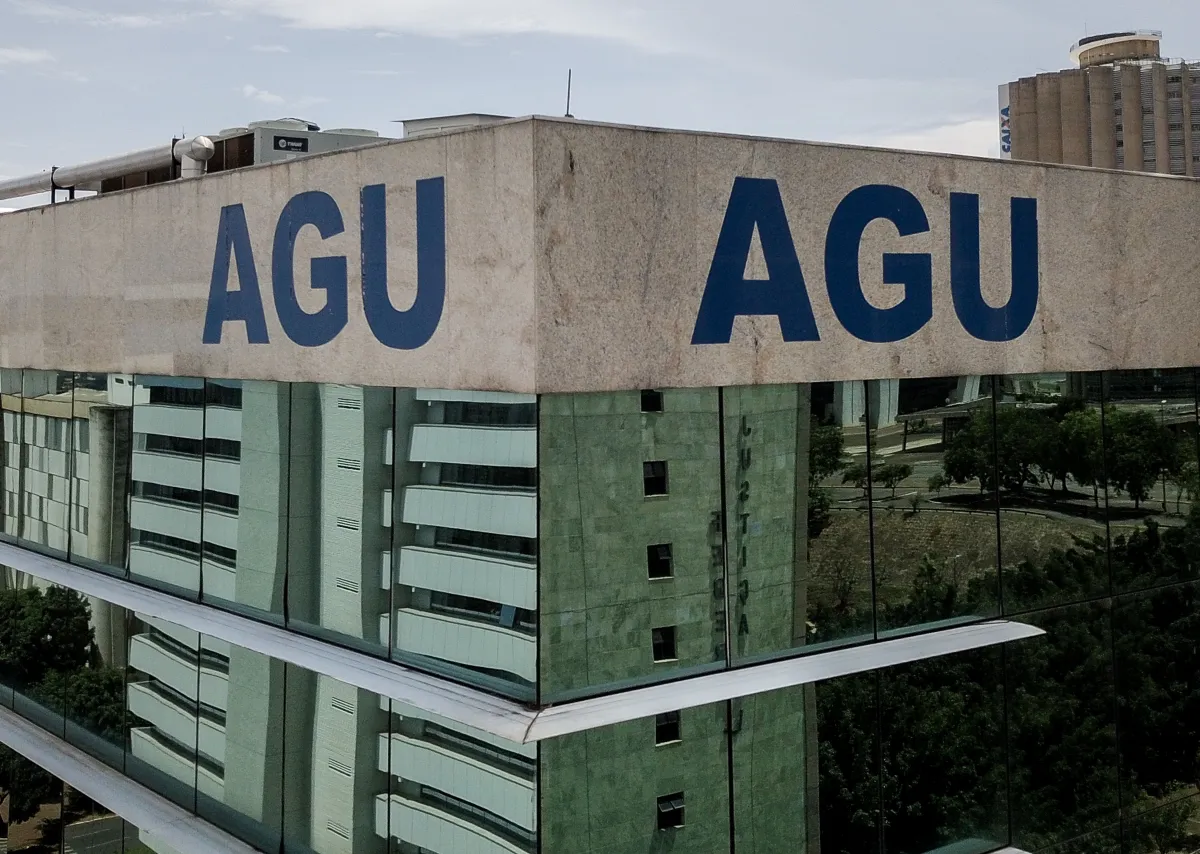 ⚖️ PF aciona AGU para contestar decisões de André Mendonça em investigação do INSS
