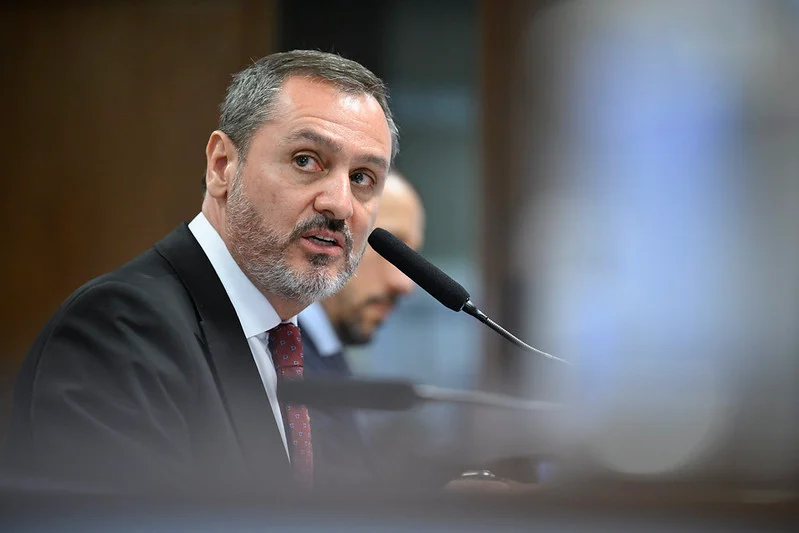 ⚖️ André Mendonça afasta Andrei Rodrigues do comando da Polícia Federal