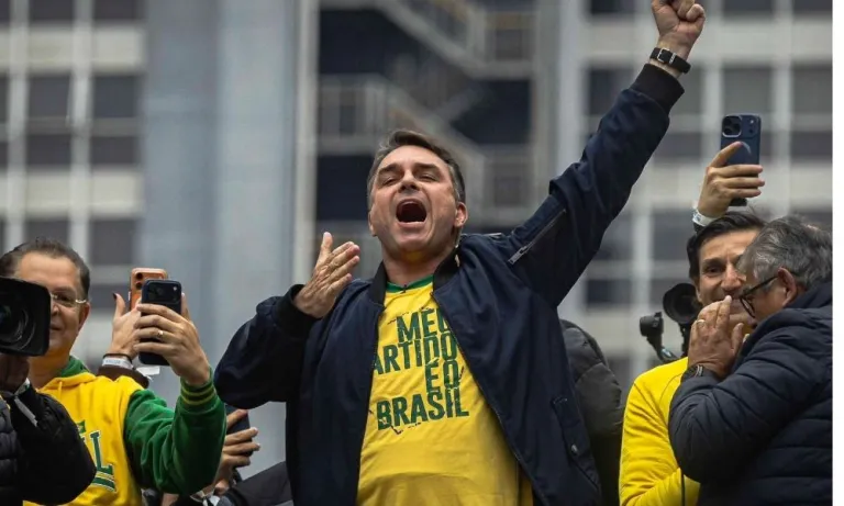🇧🇷 Ato na Paulista anima Flávio Bolsonaro, enquanto aliados apostam em avanço nas pesquisas