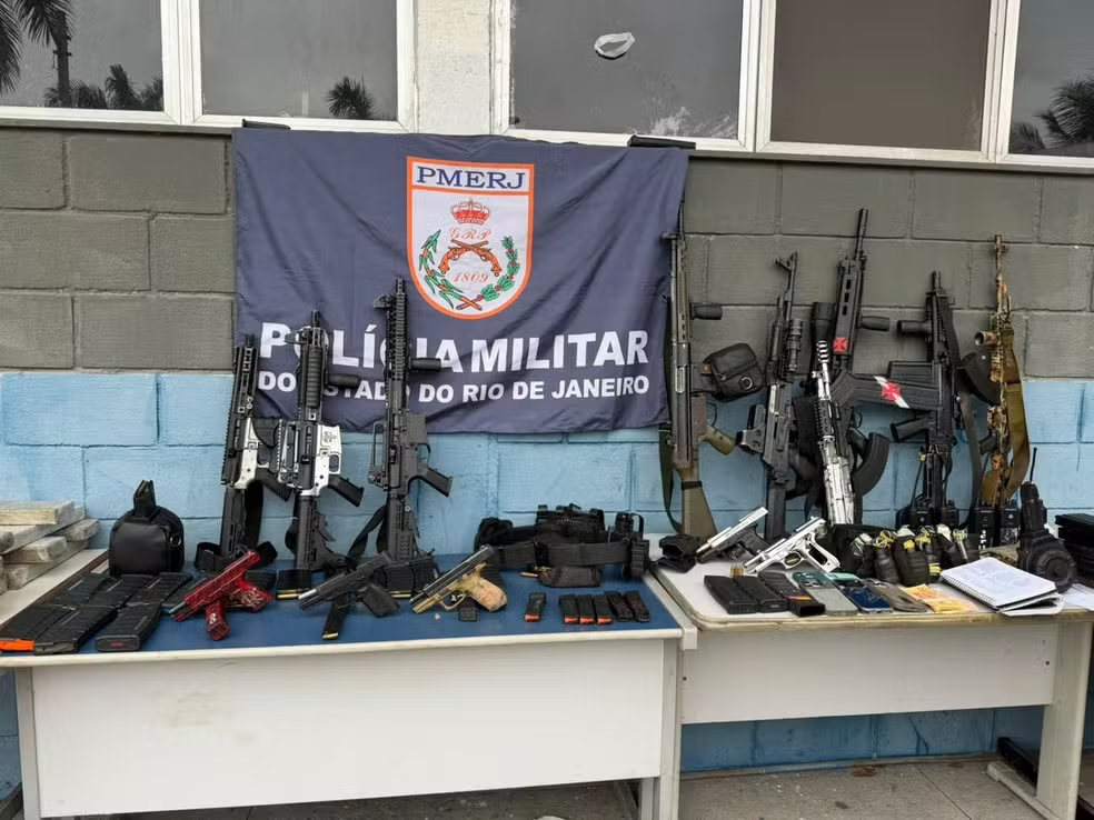 🚔 Operação da PM na Maré deixa 12 baleados e um morto; dois adolescentes e policial estão entre os atingidos