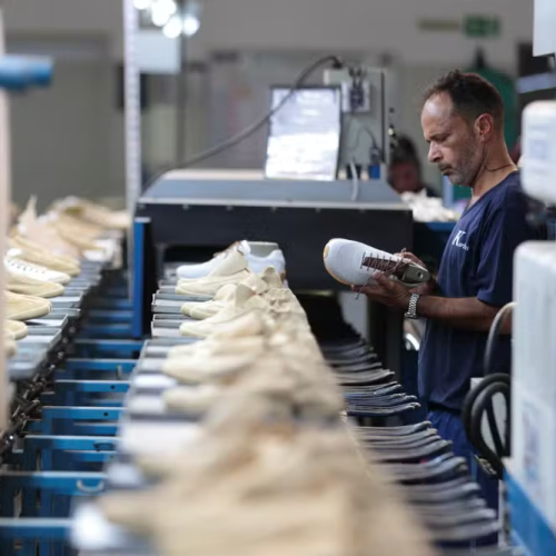 🏭📉 PRODUÇÃO INDUSTRIAL TEM PIOR AGOSTO DESDE 2015, APONTA CNI