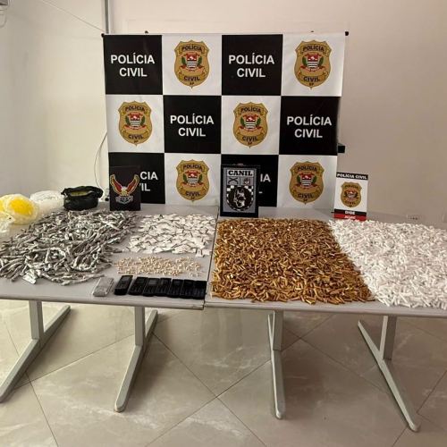 🚔 Polícia Civil apreende mais de 4 mil porções de drogas em operação em Jacareí