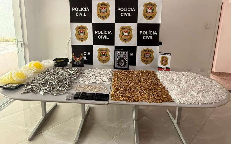 🚔 Polícia Civil apreende mais de 4 mil porções de drogas em operação em Jacareí