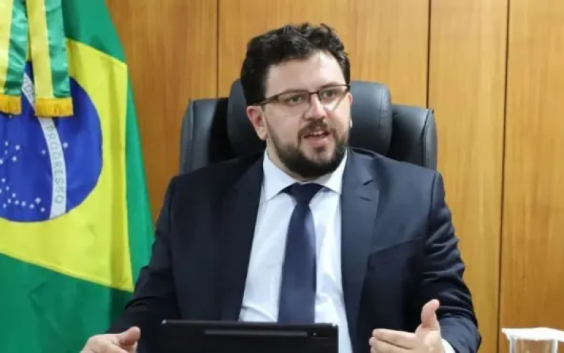 🏦 Ex-chefe de gabinete de Lula discutiu caso Master com advogado de Vorcaro