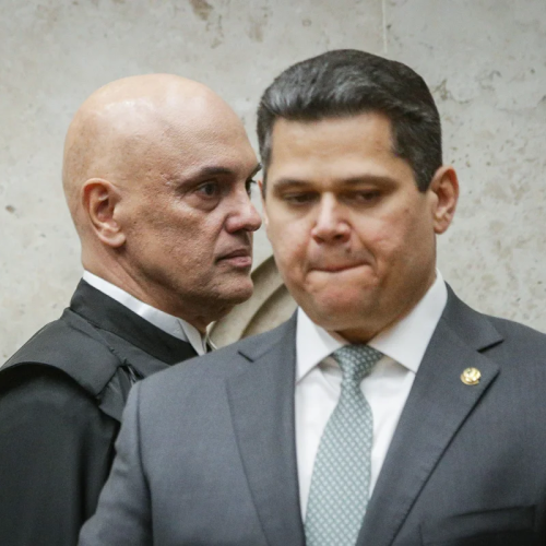 ⚖️ Moraes se reúne com Alcolumbre por três horas antes de pedir investigação contra Mendonça