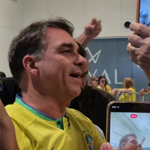 ⛪ TSE manda plataformas derrubarem posts que associam Flávio a retirada de título de Nossa Senhora