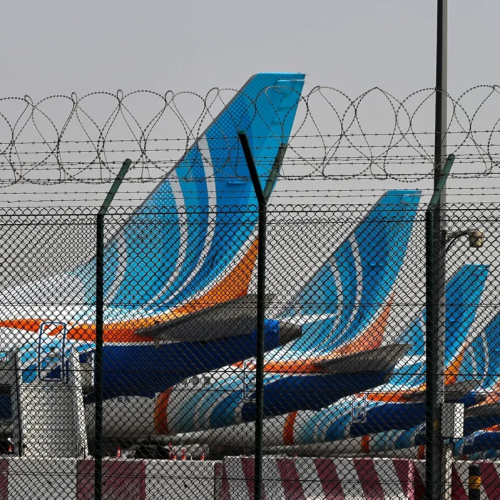 ✈️🚨 COPILOTO É ACUSADO DE ESFAQUEAR PILOTO DURANTE VOO DA FLYDUBAI