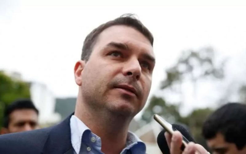 🚜 Feira do agronegócio em MT terá presença de Flávio Bolsonaro e reflete cenário político do setor