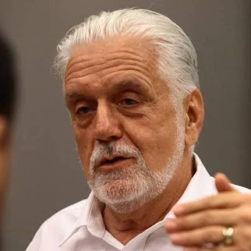 🚨🧾 Diálogos citam Jaques Wagner em mensagens ligadas a executivo do Banco Master 📊⚖️