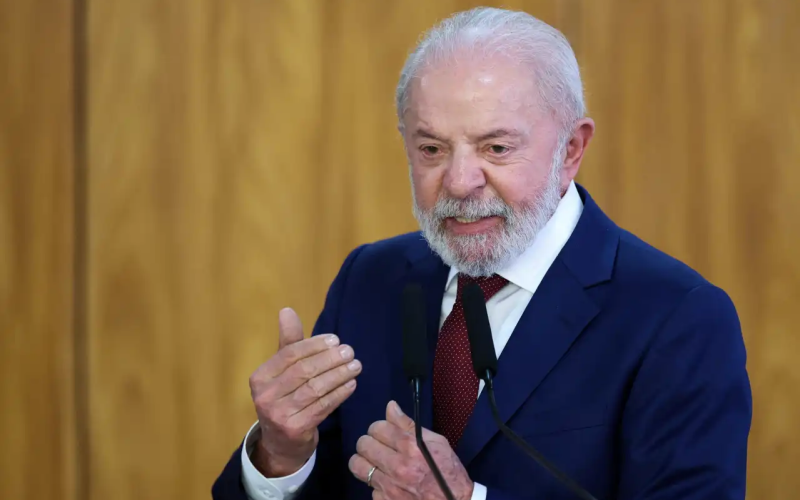 🏛️ Política: Evento do governo com agricultores gera debate sobre tom político