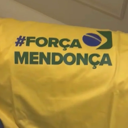 🇧🇷 Prefeito de São Paulo distribui camisetas de apoio a André Mendonça em ato de 7 de Setembro