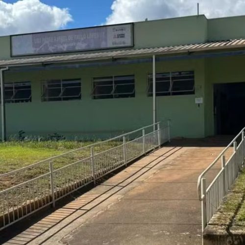 📰 Prefeitura de MG demite profissionais após aplicação de água destilada no lugar de vacina da gripe