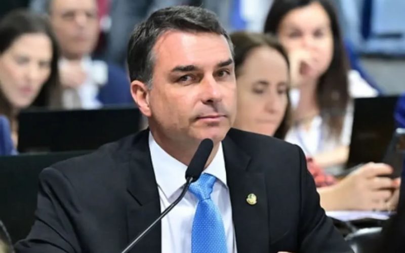 🚨 Flávio Bolsonaro endurece discurso contra facções: “Serão presos ou neutralizados”