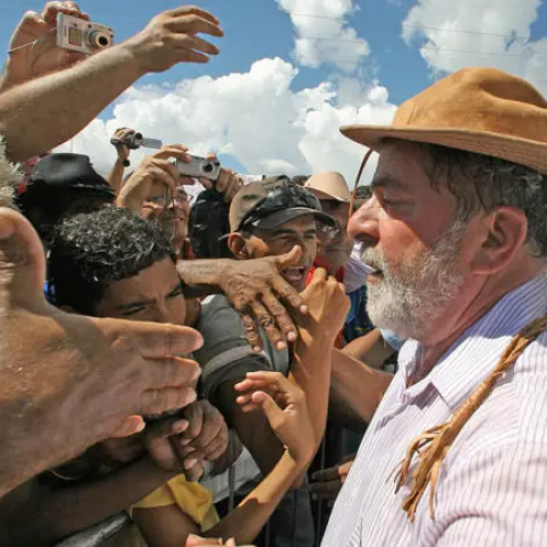 📊 Política: Aprovação de Lula recua no Nordeste, mas permanece majoritária