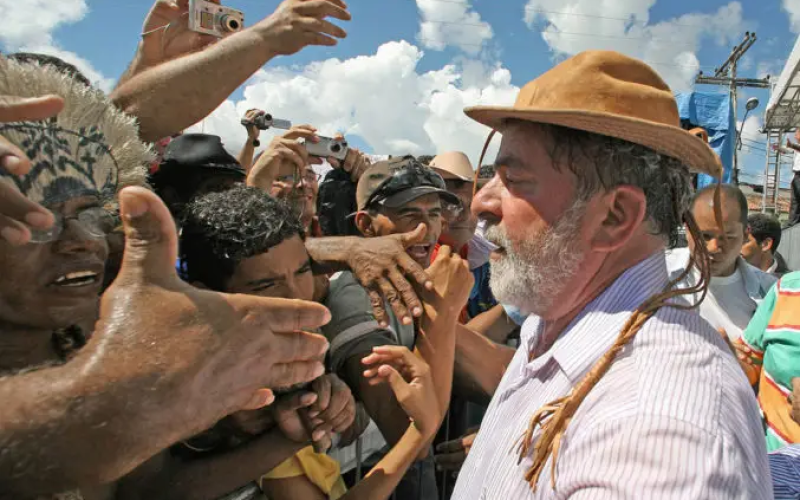 📊 Política: Aprovação de Lula recua no Nordeste, mas permanece majoritária