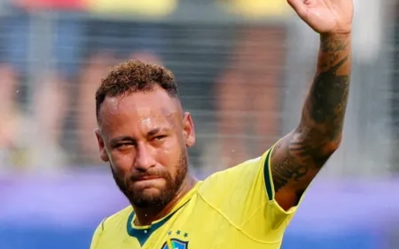 ⚽ Pai de Neymar publica carta aberta e faz apelo emocionante para que o craque siga no futebol