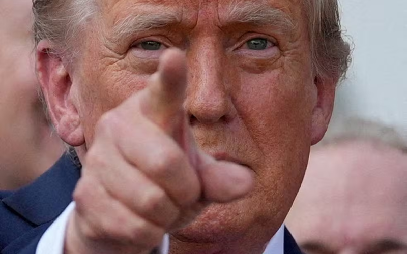 🌍 Trump eleva o tom contra o Irã às vésperas de negociações no Paquistão