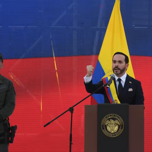 🌎🇨🇴 ABELARDO DE LA ESPRIELLA TOMA POSSE NA COLÔMBIA E PROMETE GUINADA À DIREITA COM “MÃO DE FERRO” CONTRA O CRIME