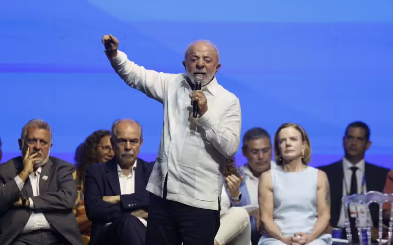 📰 Endividamento das famílias preocupa governo e entra no centro do debate econômico