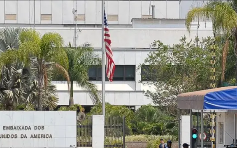 🇺🇸🚨 EUA SUSPENDEM ATENDIMENTOS CONSULARES NA EMBAIXADA E CONSULADOS NO BRASIL