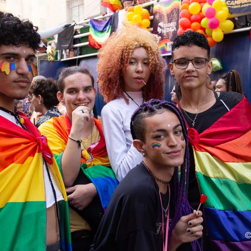 ⚖️ Câmara de SP aprova projeto que restringe menores em eventos LGBT e gera debate jurídico