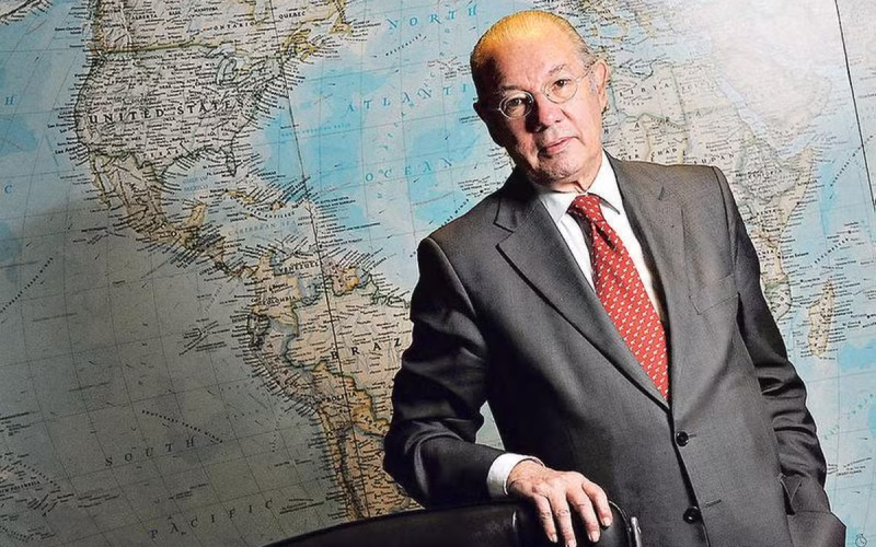 🌎 Diplomacia: Ex-Embaixador Avalia que Brasil Tem Pouco Espaço para Retaliar Tarifas dos EUA
