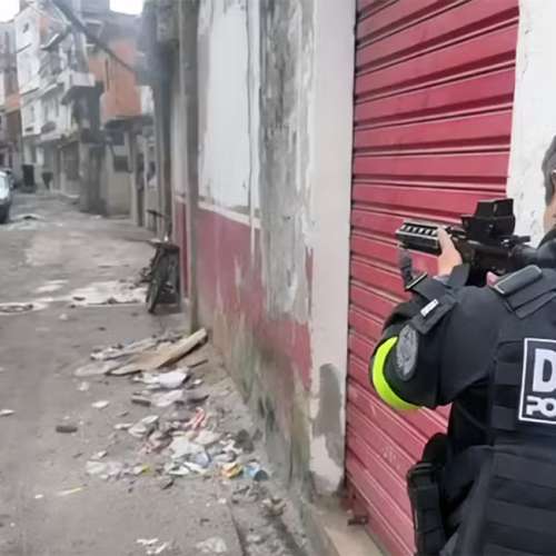 🚔 OPERAÇÃO MIRA “EQUIPE ASTRO”, APONTADA COMO BRAÇO ARMADO DO COMANDO VERMELHO NO RIO