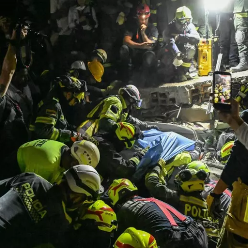 🌎 MULHER É RESGATADA COM VIDA APÓS 36 HORAS SOB ESCOMBROS DE HOTEL