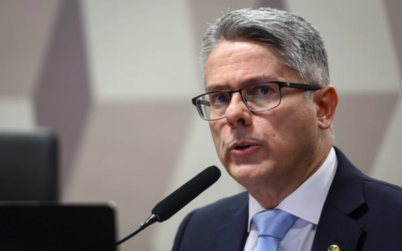 ⚖️🏛️ ALESSANDRO VIEIRA RECORRE AO STF PARA TENTAR DESTRAVAR CPI SOBRE RELAÇÕES DE MORAES E TOFFOLI COM VORCARO