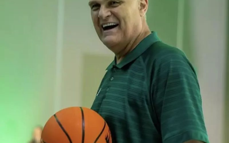 🏀 Luto no Esporte: Morre Oscar Schmidt, maior cestinha da história do basquete, aos 68 anos