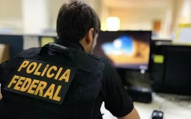 🚨 PF DESARTICULA GRUPO SUSPEITO DE DESVIAR R$ 45 MILHÕES DA CAIXA EM OPERAÇÃO NACIONAL