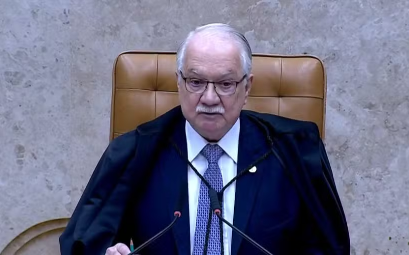 ⚖️📅 FACHIN RETIRA DE PAUTA JULGAMENTO SOBRE ATUAÇÃO DE ANDRÉ MENDONÇA NO CASO MASTER