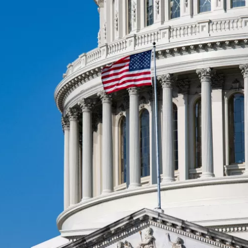 🚨 Tiroteio em Washington deixa integrante da Guarda Nacional e suspeito feridos perto do Capitólio