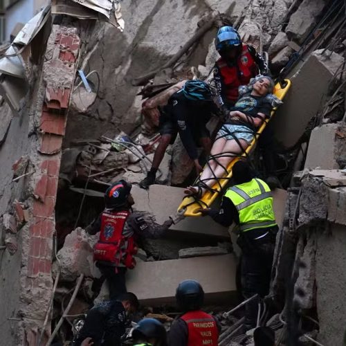 🚨🌎 TRAGÉDIA NA VENEZUELA: TERREMOTO HISTÓRICO DESTRÓI PRÉDIOS, DEIXA MORTOS E GERA ALERTA MÁXIMO NO PAÍS