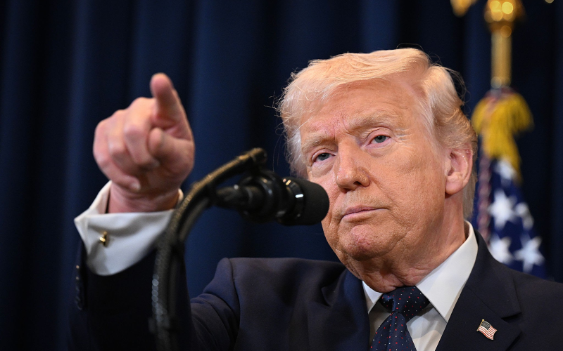 🌍 Geopolítica: Donald Trump cancela envio de negociadores ao Paquistão após recusa do Irã em dialogar