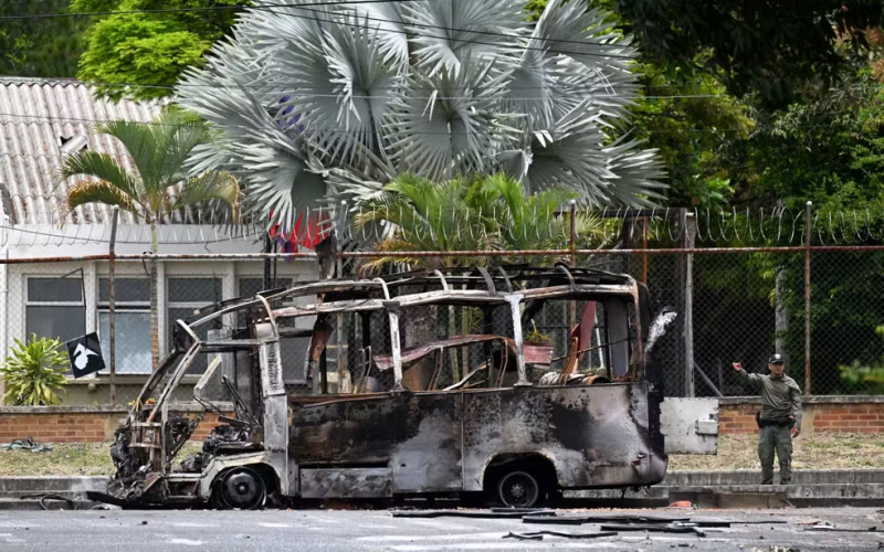 🚨 Violência na Colômbia: ataques com explosivos reacendem tensão a um mês das eleições