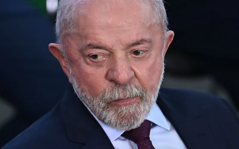 ⚖️ Deputado aciona PGR para apurar suposto uso do Palácio da Alvorada em reuniões de pré-campanha de Lula