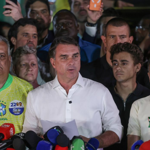 🗳️ Flávio Bolsonaro rejeita resultado da eleição e anuncia pedido de anulação do pleito