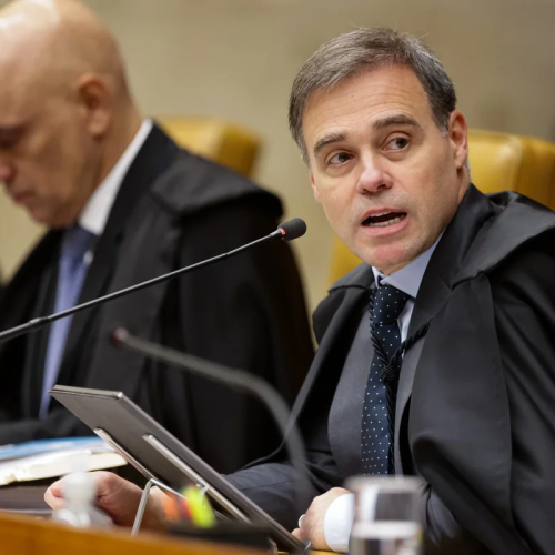 ⚖️ JANTAR COM LULA, ALcolumbre E MINISTROS DO STF TERIA DISCUTIDO COMO FRAGILIZAR ANDRÉ MENDONÇA