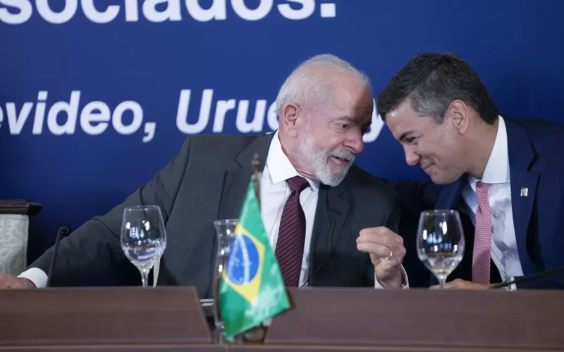 🌎🇧🇷 Paraguai convoca embaixador brasileiro após declarações de Lula sobre a Guerra do Paraguai