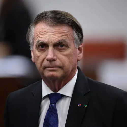 Moraes autoriza prisão domiciliar temporária de Jair Bolsonaro por 90 dias