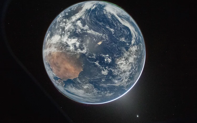 🛰️ Cidades brasileiras aparecem em foto da NASA feita do espaço