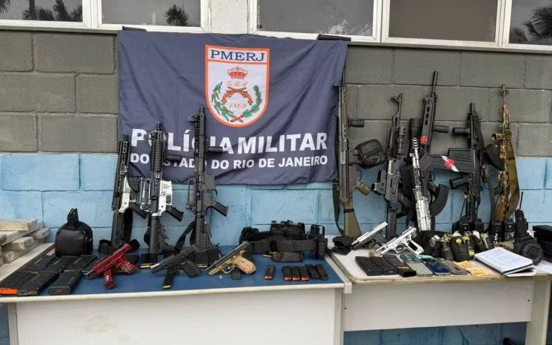 🚔 Operação da PM na Maré deixa 12 baleados e um morto; dois adolescentes e policial estão entre os atingidos