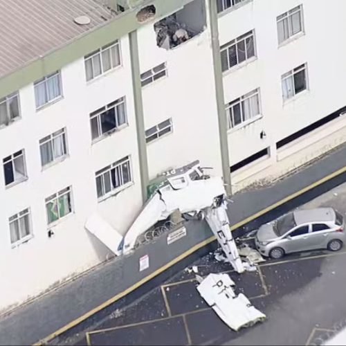 📰 Avião cai, atinge prédio e deixa dois mortos em Belo Horizonte