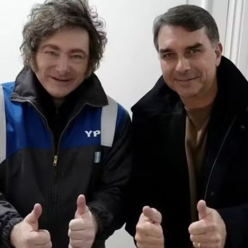🗳️🇧🇷 Javier Milei participa da convenção do PL e acompanha oficialização da candidatura de Flávio Bolsonaro
